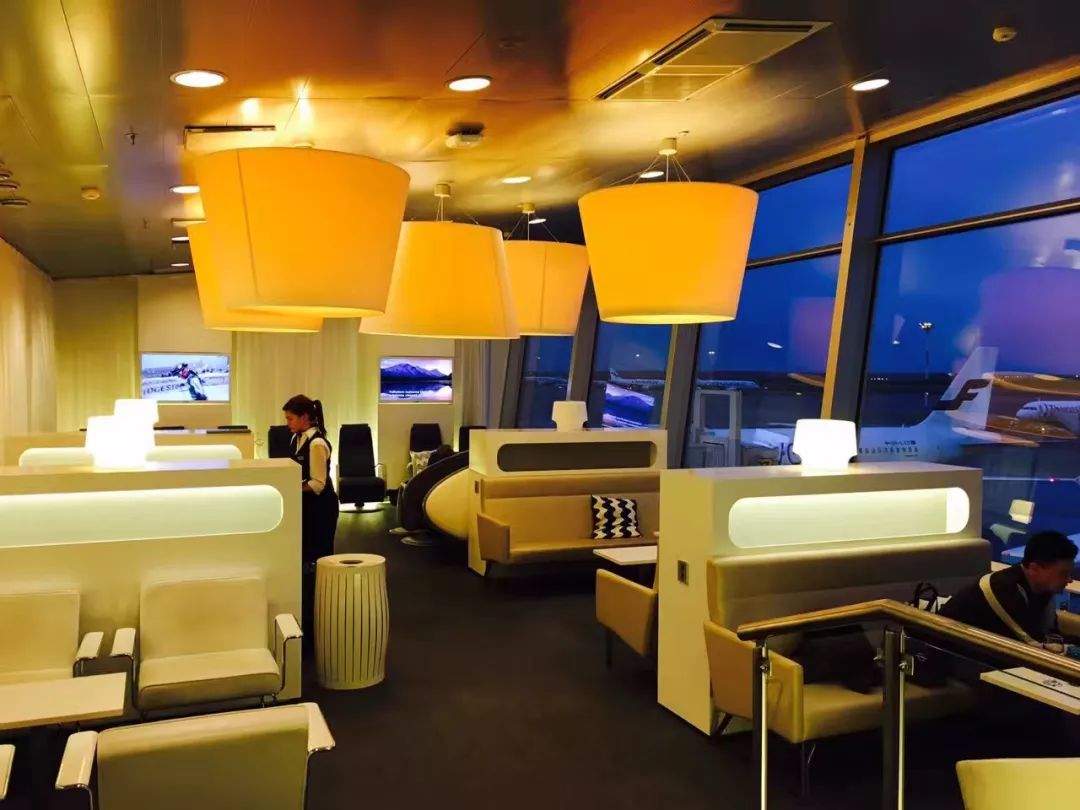 生活| 坐国际航班选头等舱真的值吗?