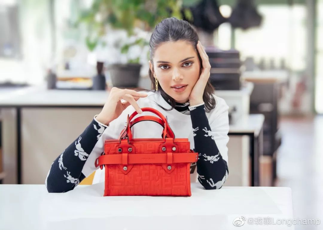 配饰| 看《小欢喜》 学中产女性买包逻辑